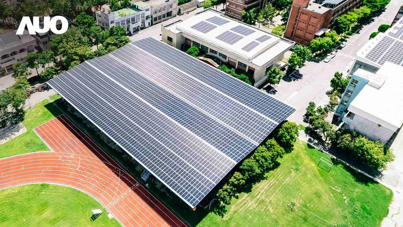 人生就是博SunSteel光电整合型浪板具备快速安装、、、轻量化优势,,,可提升15%发电效能,,通过国际IEC与台湾VPC认证安全、、、、防漏、、耐候标准